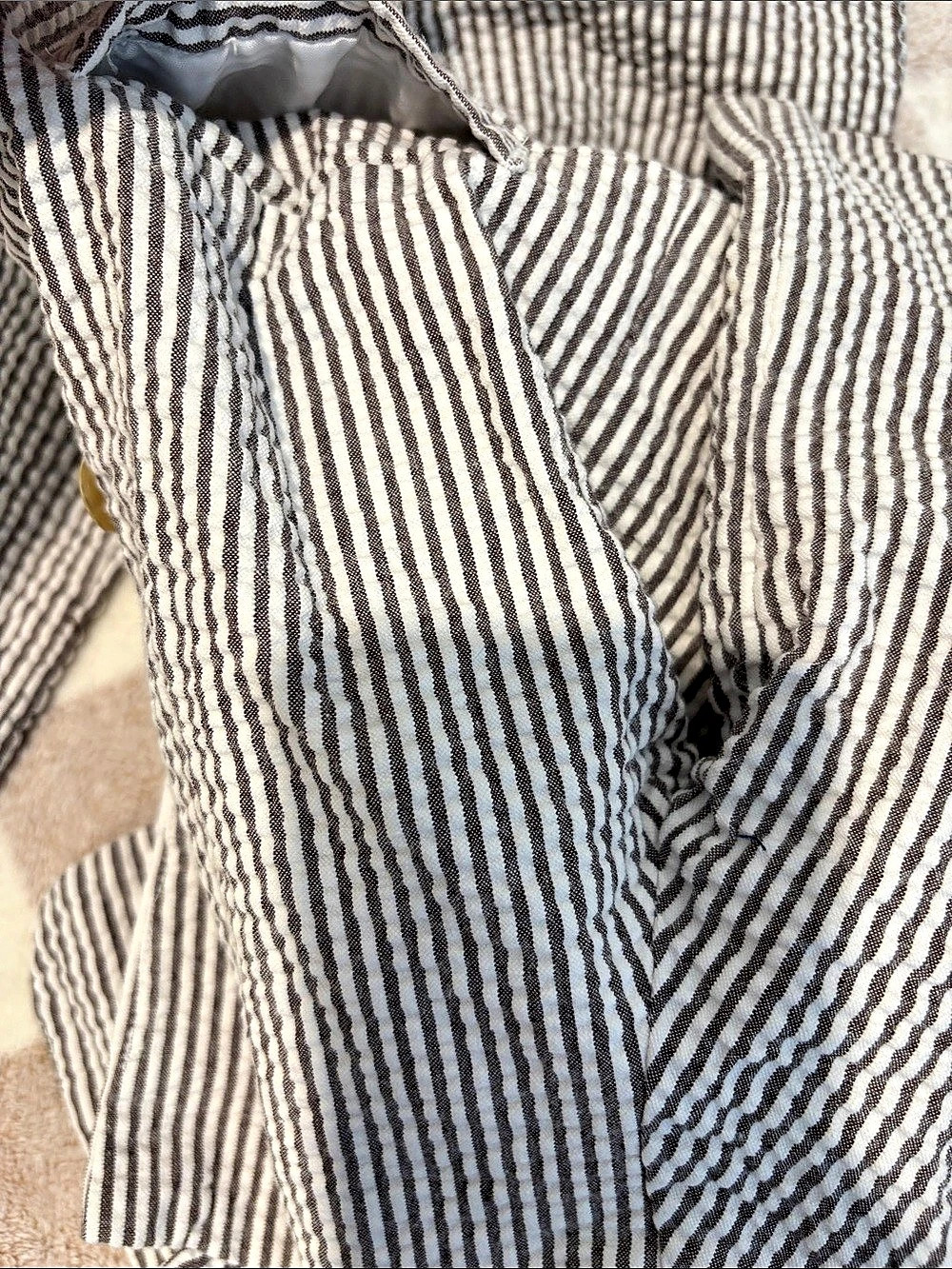 crazy 8 seersucker Striped Set Size 12-24M Like New - Picture 12 of 12
